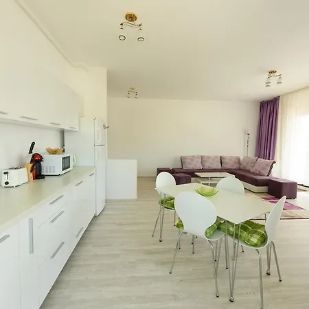 Purple Sun Apartment *